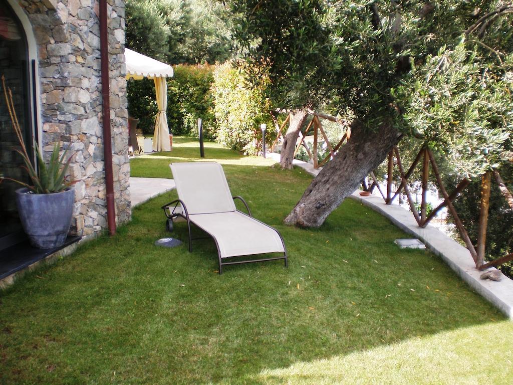 Villa Degli Ulivi B&B Finale Ligure Zewnętrze zdjęcie