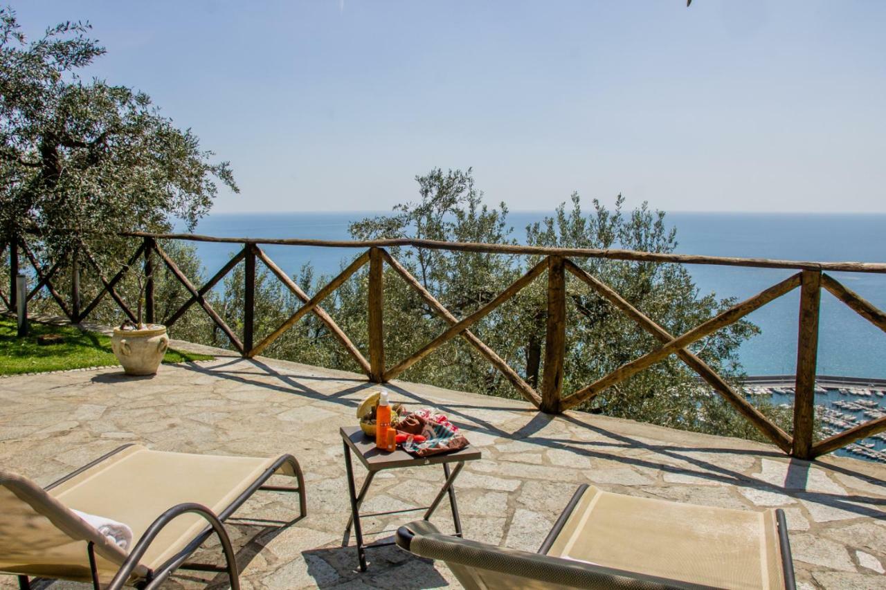Villa Degli Ulivi B&B Finale Ligure Zewnętrze zdjęcie