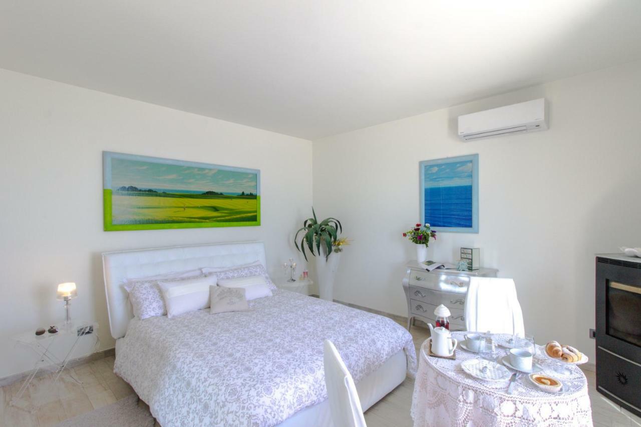 Villa Degli Ulivi B&B Finale Ligure Zewnętrze zdjęcie