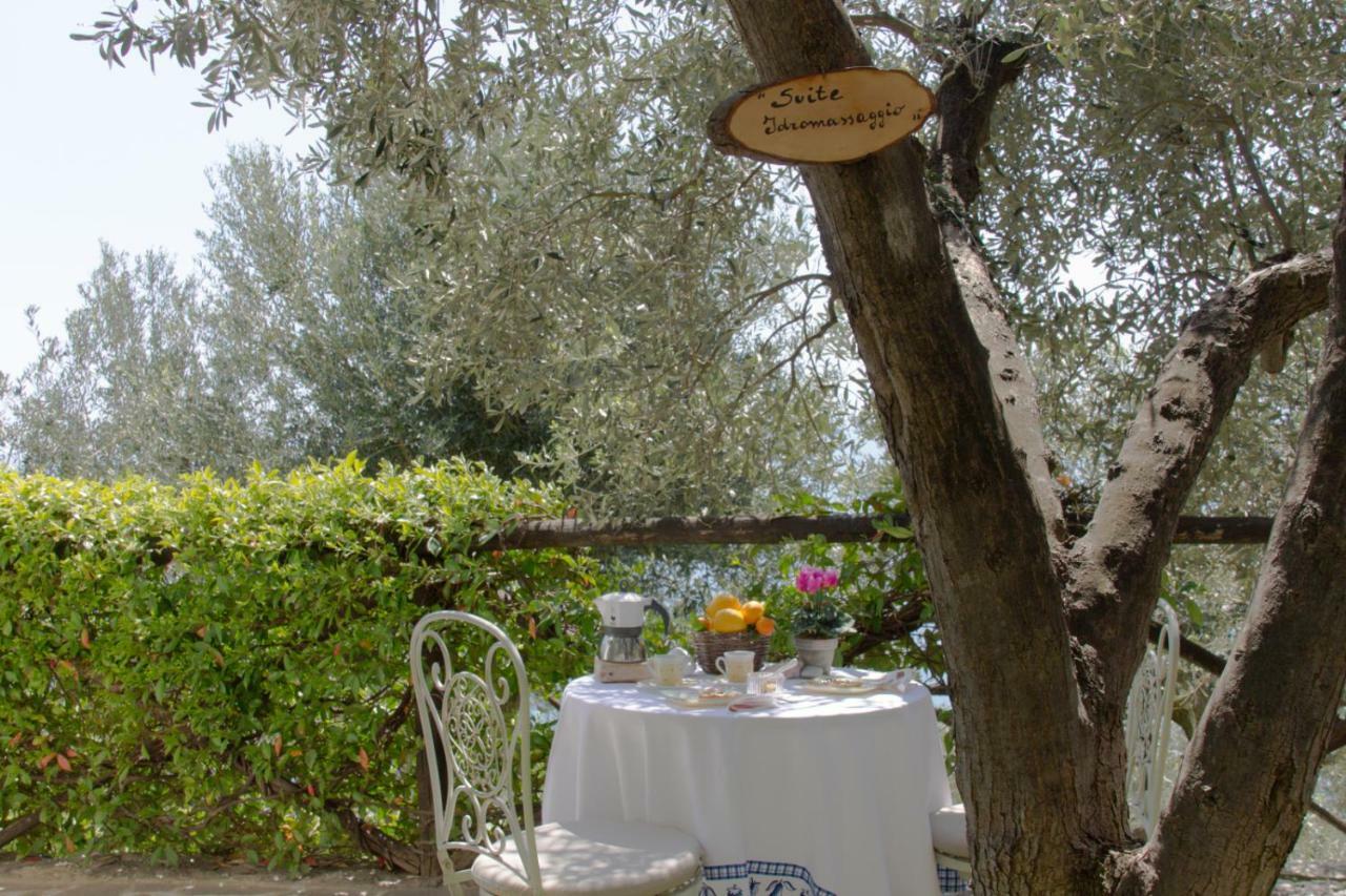 Villa Degli Ulivi B&B Finale Ligure Zewnętrze zdjęcie